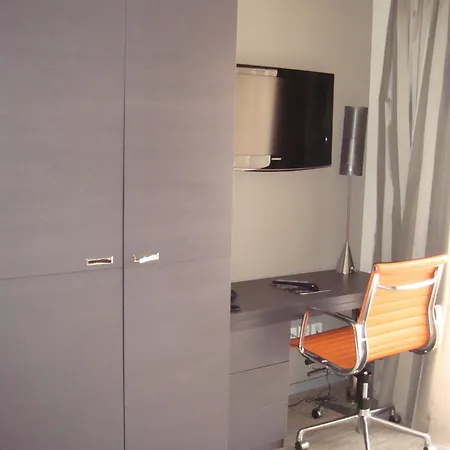 Apart Otel Clement Ader