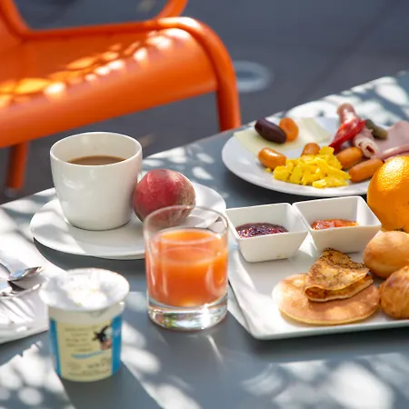 Apart Otel Clement Ader 4*