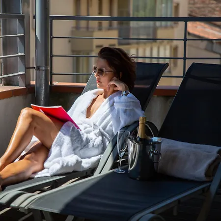 Clement Ader Apart Otel