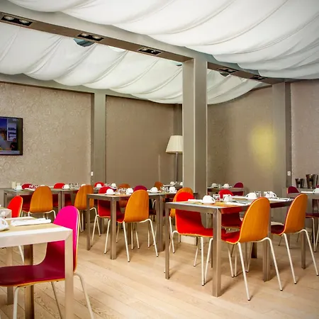 Clement Ader Apart Otel